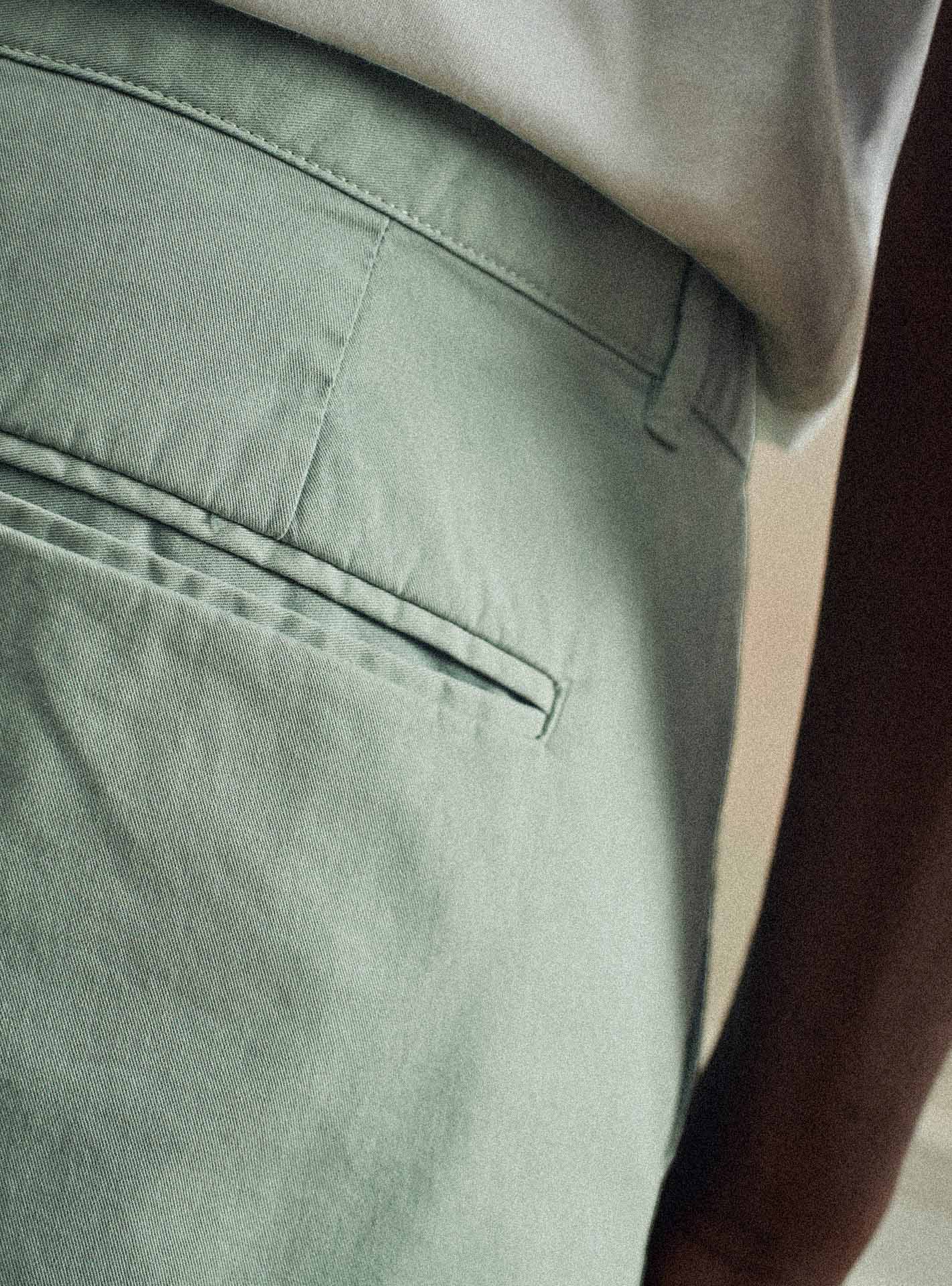 Chino Ruben Eucalyptus